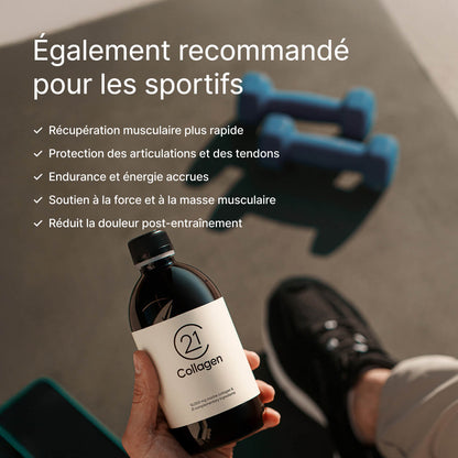 Main tenant une bouteille de 21Collagen sur un tapis de sport avec haltères bleues ; texte listant les bienfaits pour les sportifs : récupération musculaire, articulations, énergie, force.